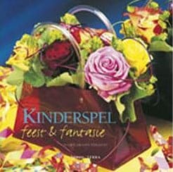 [A-003371] Kinderspel Feest & Fantasie boek groendecoratie